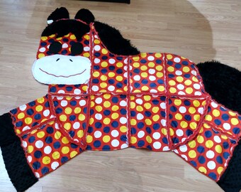 Horse shape rag blanket