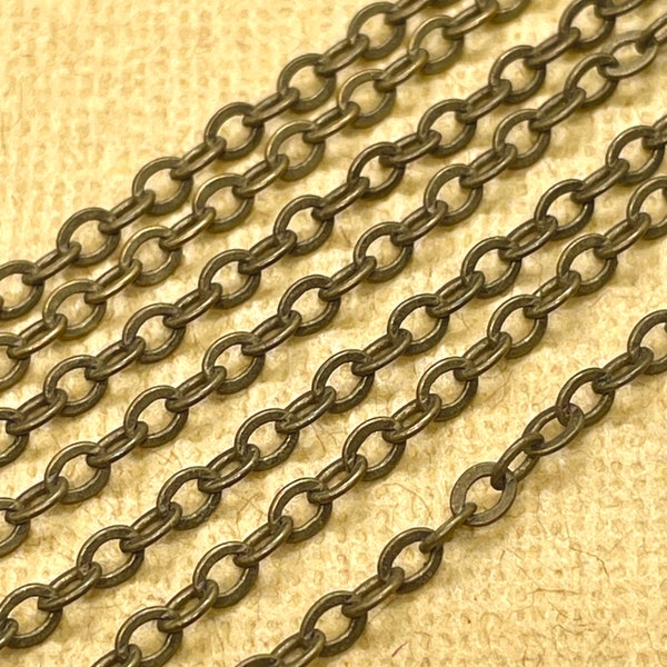 Cadena de cable de bronce antiguo / Latón macizo / 3 mm x 2,5 mm / Cadena de cable ovalada / Cadena chapada en bronce / Cadena de collar hecha a mano / Reina de pátina