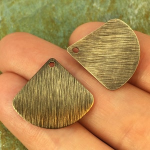 Brass Fan Charms / Hand Antiqued / Textured / Polished / Triangle Charms / Geometric / Parts for Earrings / Jewelry Supplies / Patina Queen image 2