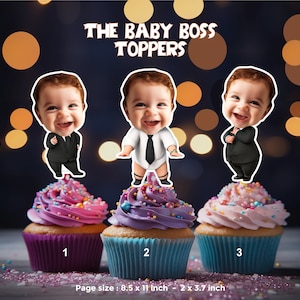 Op de afbeelding: Drie cupcake-toppers met een cartoon baby-baasfiguur dat een pak en stropdas draagt. De toppers zijn gedrukt op wit karton en zijn ongeveer 2 inch bij 3,7 inch. De pagina is 8,5 inch bij 11 inch.
