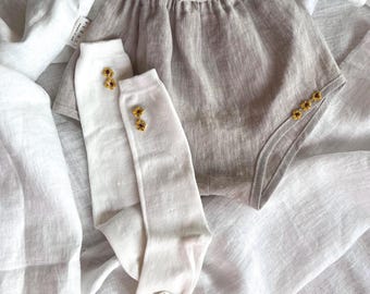 Set per neonato in lino - Mutandine e calzini ricamati, completo estivo, regalo per neonato