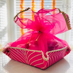 Foldable Potli Basket | Mithai Basket| Wedding Basket | Indian Wedding Favor | Nikaah| Indian Sweets Box |Diwali Hamper | Traditional Hamper