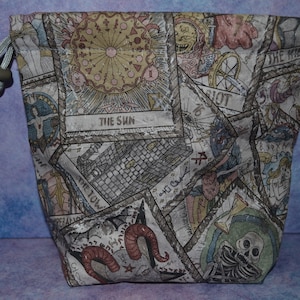 Bolsa con cordón de tela de cartas de tarot para barajas de tarot/runas/dados *¡Dos tamaños disponibles!