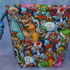 Stoffbeutel mit Kordelzug für Videospielcharaktere, hergestellt aus lizenziertem Mario Brothers-Stoff