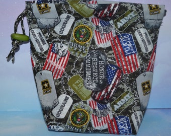 Bolsa militar com cordão de pano para cães do exército dos EUA feita com tecido licenciado para ação de dados/parafusos