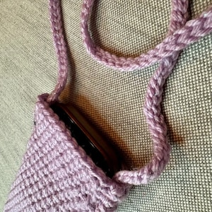 crochet phone holder