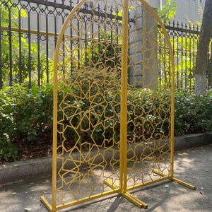 set of 2pcs  Wedding Arch  Backdrop Stand Set Window Grille Retro Decorative Arch Bracket. Wedding Party Birthday Party Props Stands