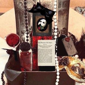 The Phantom of the Opera Gift & Mystery Box - Gothic Horror Collection