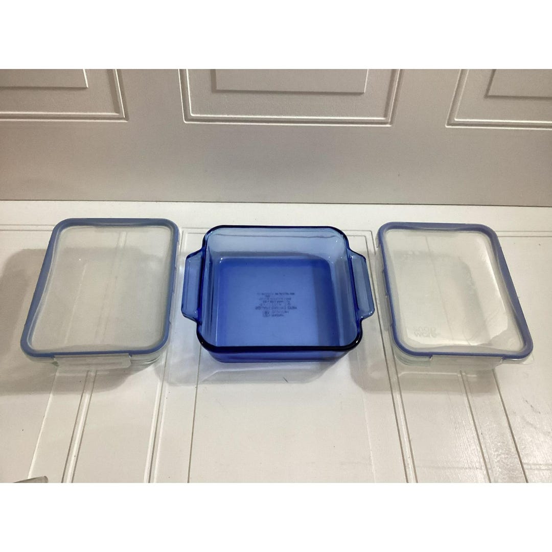 Snapware Container Blue Snaps 3 Pcs- 2 Pyrex Snapware Food Storage and 1 Pyrex Blue Glass Container ...