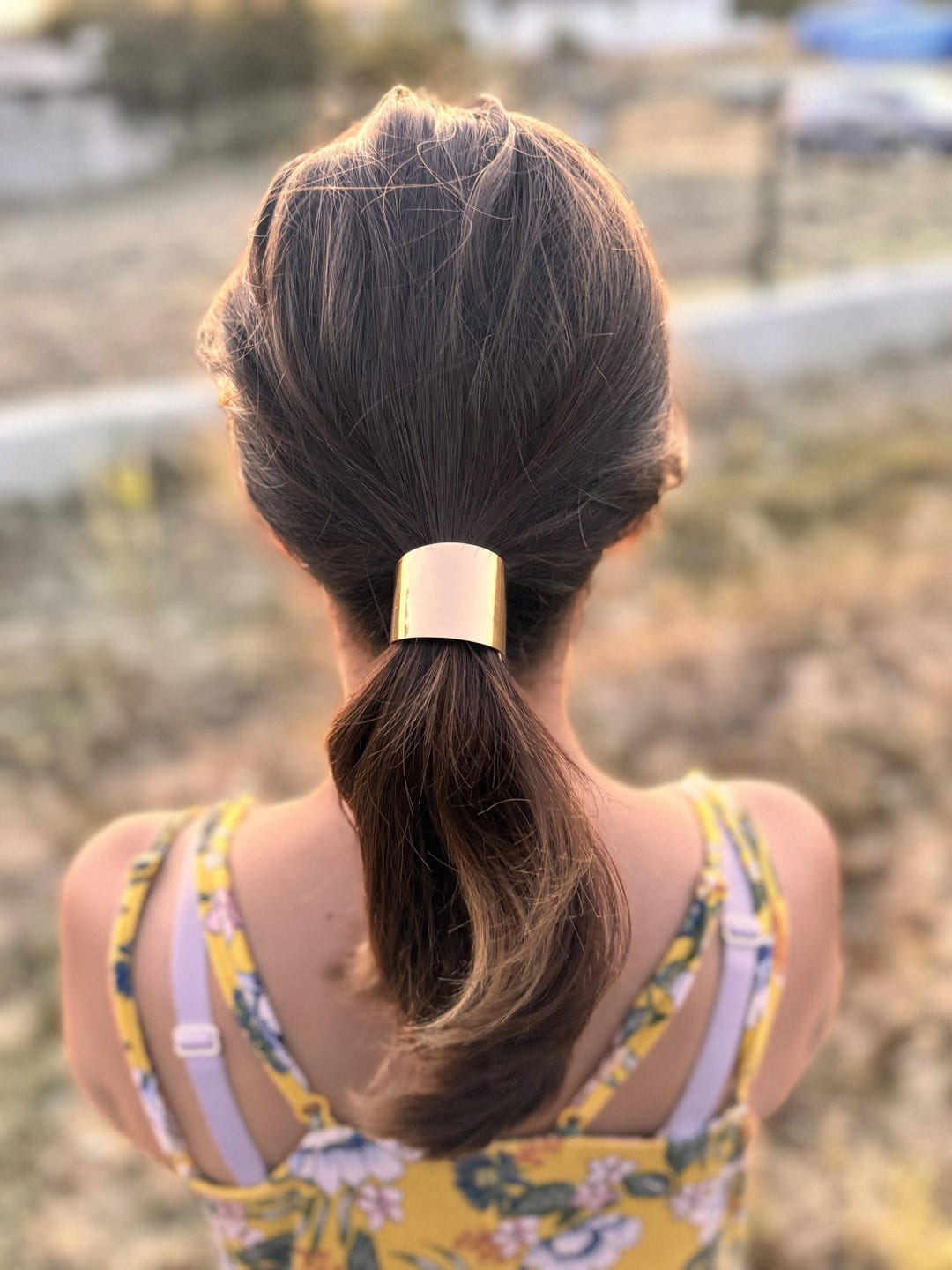 Elegante Fermaglio Per Capelli In Metallo Con Giglio Grande Elegante Fermaglio Per Capelli In Metallo Con Giglio Grande