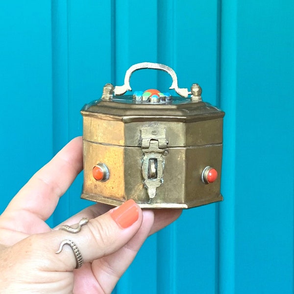 FREE SHIPPING-Vintage Stunning Small Brass & Natural Stone Trinket/Jewelry Box-Coral and Turquoise-Stash Box-Boho-Tiny Home Decor-Eclectic