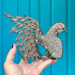 FREE SHIPPING-Vintage Amazing Bronze/Brass Fighting Rooster Figurine-Farmhouse-Mid Century-French Country-Cottage-Nature Decor-Shelf Decor