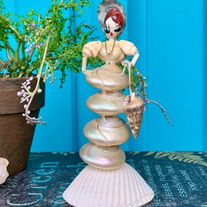 FREE Shipping-vintage Seashell Art Lady With Parasol Figurine-french ...