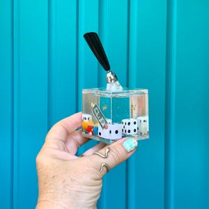 FREE SHIPPING-Vintage Retro Lucite Cube Dice Money Glitter Globe Pen Holder-Vegas Souvenir-Gambler Gift-Office Decor-Unique & Rare