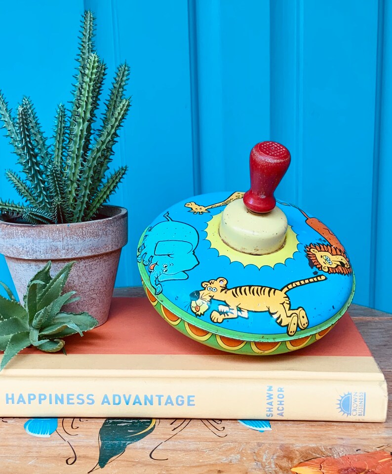zoo in a tin toy