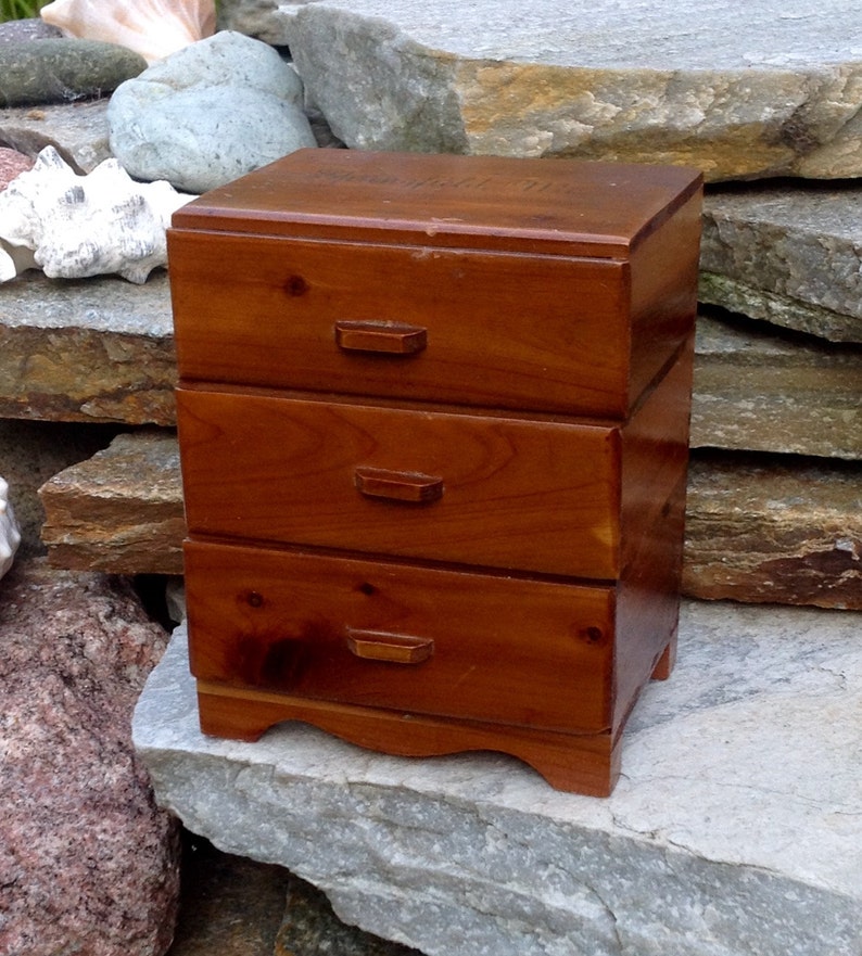 Sale Free Shipping Vintage Miniature 3 Drawer Cedar Etsy