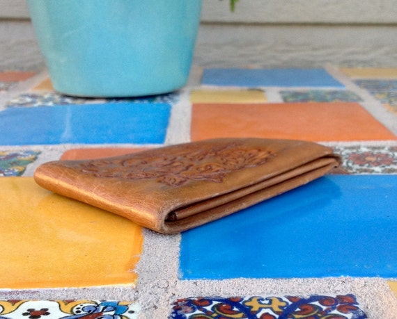 FREE SHIPPING-Vintage Hand Tooled Leather Bifold … - image 5
