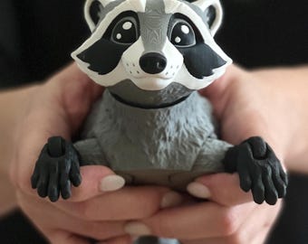 3D Printed Articulated Raccoon: Fidget Toy, Bookshelf Decor