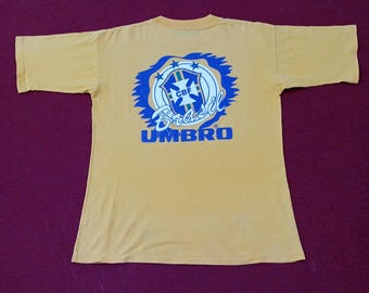 Vintage Umbro Jersey T-shirt Size XL Blue White Big Logo Sport