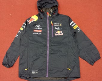 ヴィンテージ レッドブル レーシング ロゴ デザイン ペペ