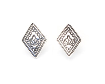 Mendhi Floral Diamond Stud Earrings