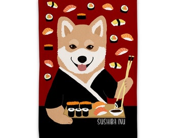 Puede incluir: Ilustración de un perro Shiba Inu con sushi y palillos sobre un fondo rojo. El perro lleva un kimono negro y sostiene una bandeja de sushi. El texto "Sushiba Inu" está en la parte inferior.