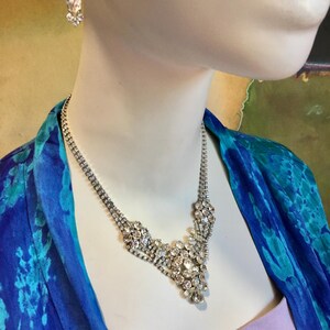 Vintage Diamante Jewellery: Prong set crystal necklace and clip-on earrings image 13