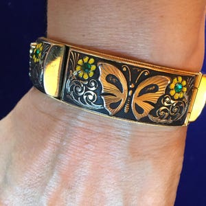 Vintage Damascene Butterfly Bracelet: Floral Hinged Bangle