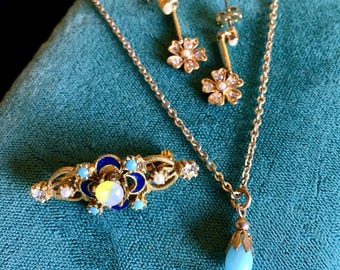 イヤリング ネックレス ベルト まとめ売り AVON、Elegance、他 Vintage Avon 1975 Jewelry Set Purple Amethyst Glass Baguette