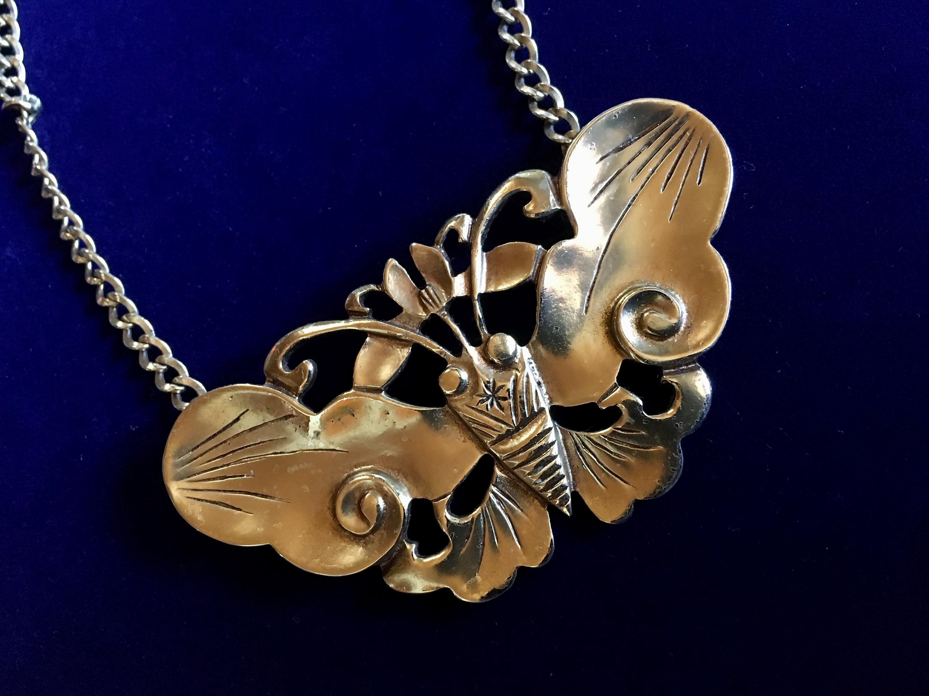 ふくろう ヴィンテージペンダント　ALVA MUSEUM REPLICAS Exquisite Vintage Alva Museum Reproduction Butterfly Amulet