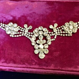 Vintage Diamante Jewellery: Prong set crystal necklace and clip-on earrings image 16