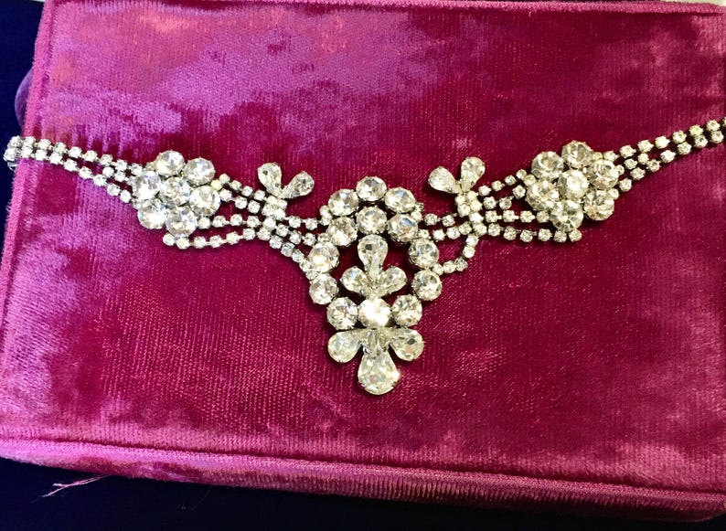 Vintage Diamante Jewellery: Prong set crystal necklace and clip-on earrings image 16