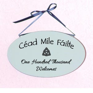 Home Decor Wood Sign, Ireland Welcome Plaque, Rustic Farmhouse, Cead Mile Failte Irish Quote, One Hundred Thousand Welcomes, Wall Hanging