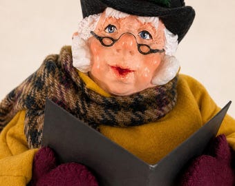 RARE! 1997 Simpich Christmas Caroler Woman Singer w Song Book Yellow Coat Wood Base Colorado Springs Handcrafted Figure