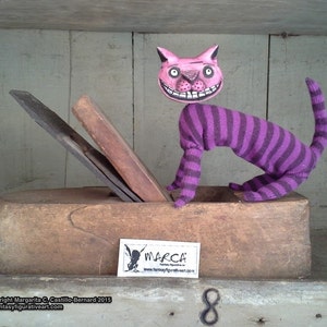 Cheshire cat BJD prop art doll alice in wonderland made to order image 2