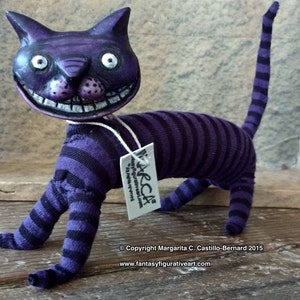 Cheshire cat BJD prop art doll alice in wonderland made to order image 4