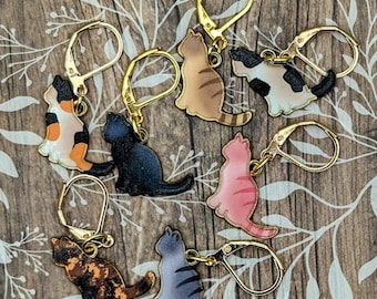 Pequeños marcadores de punto de gato metálicos para crochet: adorables marcadores de progreso de gato, regalo para crocheteros.