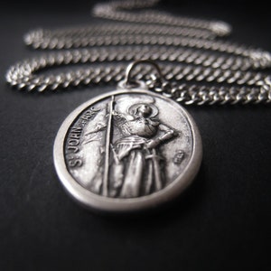 Saint  Joan of Arc Pendant Necklace Spiritual Inspirational Jewelry Religious Pendant Soldiers Military Item No. JE7447