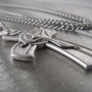 Silver Crucifix Pendant Necklace Spiritual Religious Jewelry Gift for Him JE5037