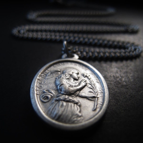 Saint Gabriel Archangel Pendant Necklace Inspirational Silver Spiritual Jewelry Religious Pendant Item No. JE6921