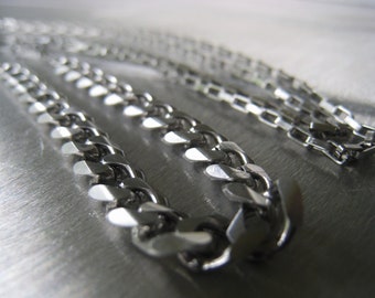 Stainless Steel Curb Chain Necklace Silver Chain Unisex  Mens Chain Item No. JE0132