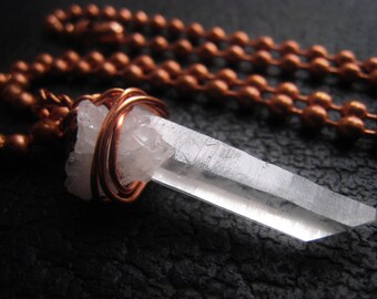 Quartz Crystal  Pendant Necklace Healing Spiritual Gemstone Jewelry Wrapped Stone JE2135