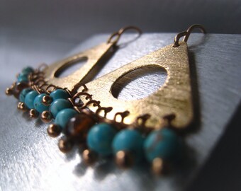 Pendientes de araña turquesa con forma de triángulo en oro cepillado, regalo para ella JE5380