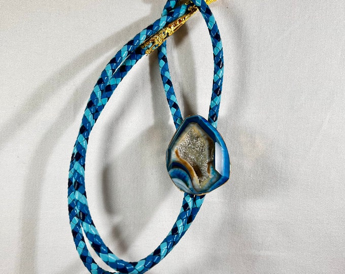 Blue Dragon Vein Agate Quartz Western Bolo Tie