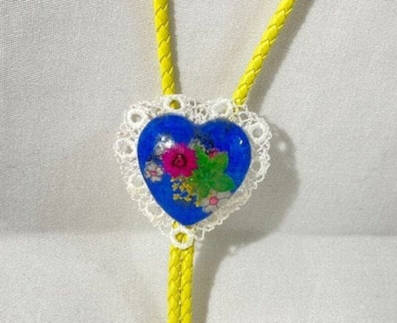 Floral and Heart Doily Western Bolo Tie