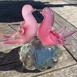 Murano Luigi Onesto Pair of Vintage Pink Love Birds Hand Blown Art
