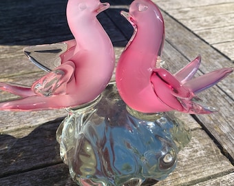 Murano Luigi Onesto Pair of Vintage Pink  Love Birds Hand Blown Art Glass