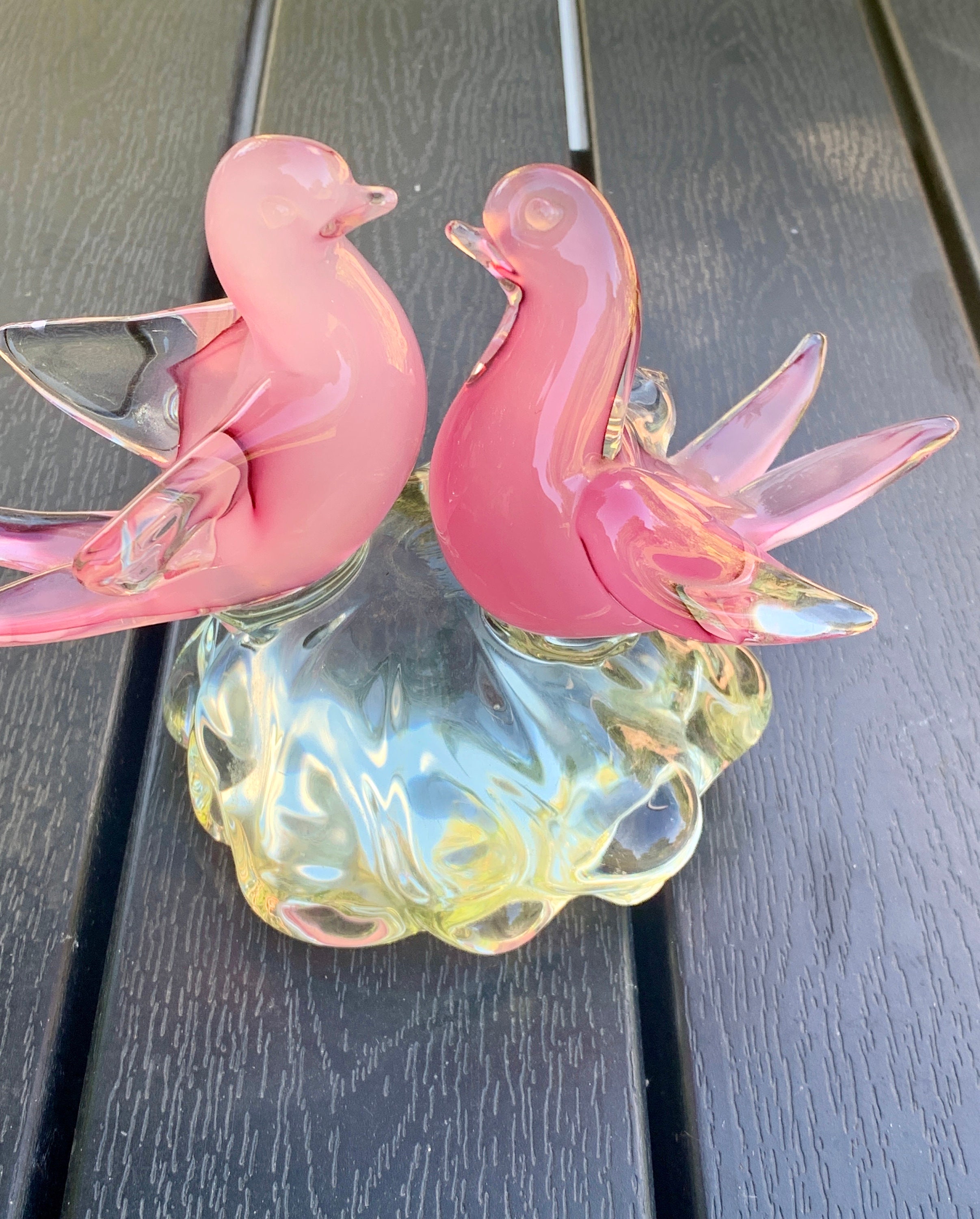 Murano Luigi Onesto Pair of Vintage Pink Love Birds Hand Blown Art