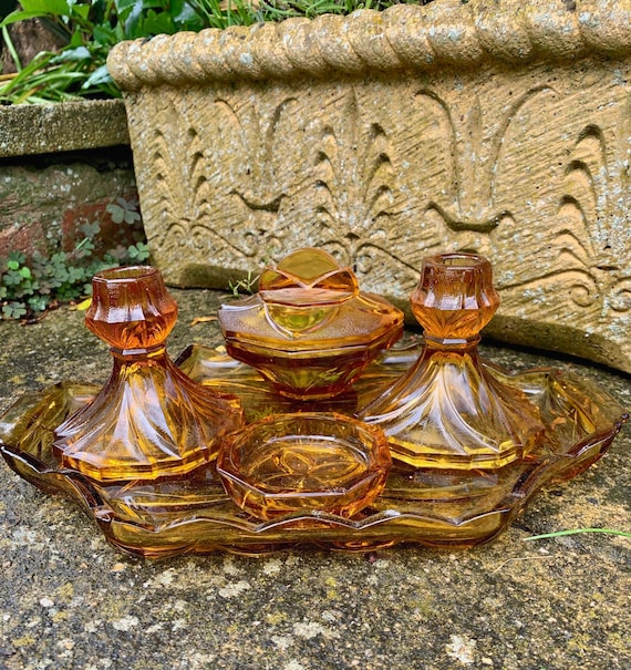 Vintage Diamonds Amber Glass Shade 支柱セット Amber Depression Glass Dressing Table Set Sherdley Glass England