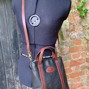 vintage Mulberry Bell in Black Scotchgrain with Branson Fine Grained Calf Leather, Immaculate condition.